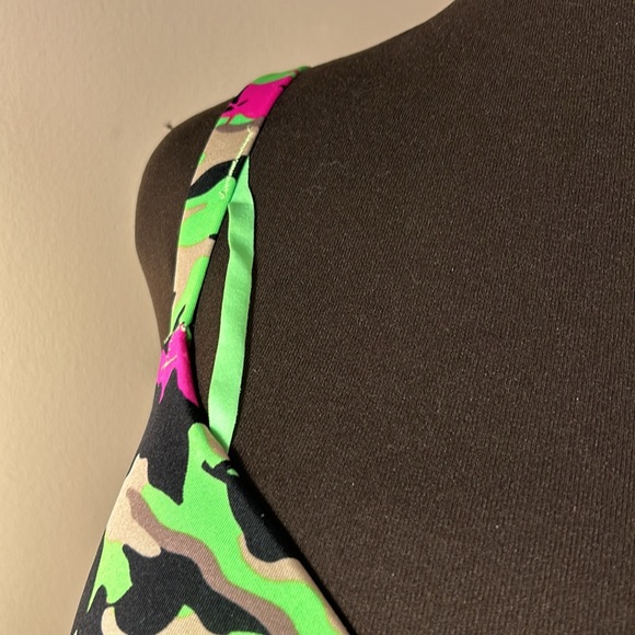CACIQUE Colorful Camouflage Boost Plunge Bra 38D - Picture 6 of 9